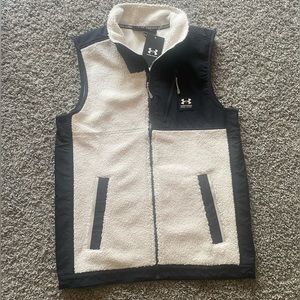 Under Armour Mission vest